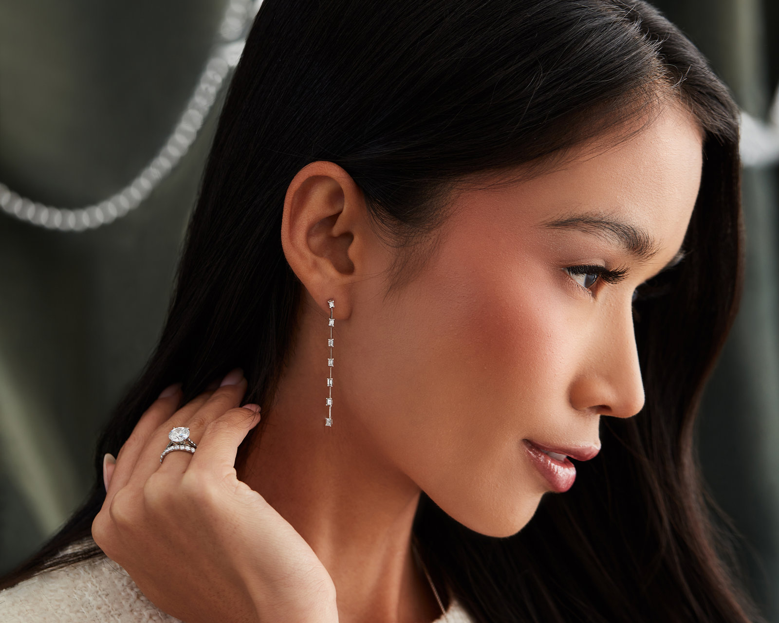 jewelry jewelery photographer on model lifestyle advertising holiday earing ring set